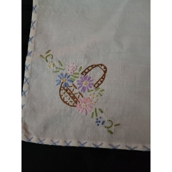 Set Of 5 Vintage hand embroidered Napkins/Hankerchief - Picture 11 of 11